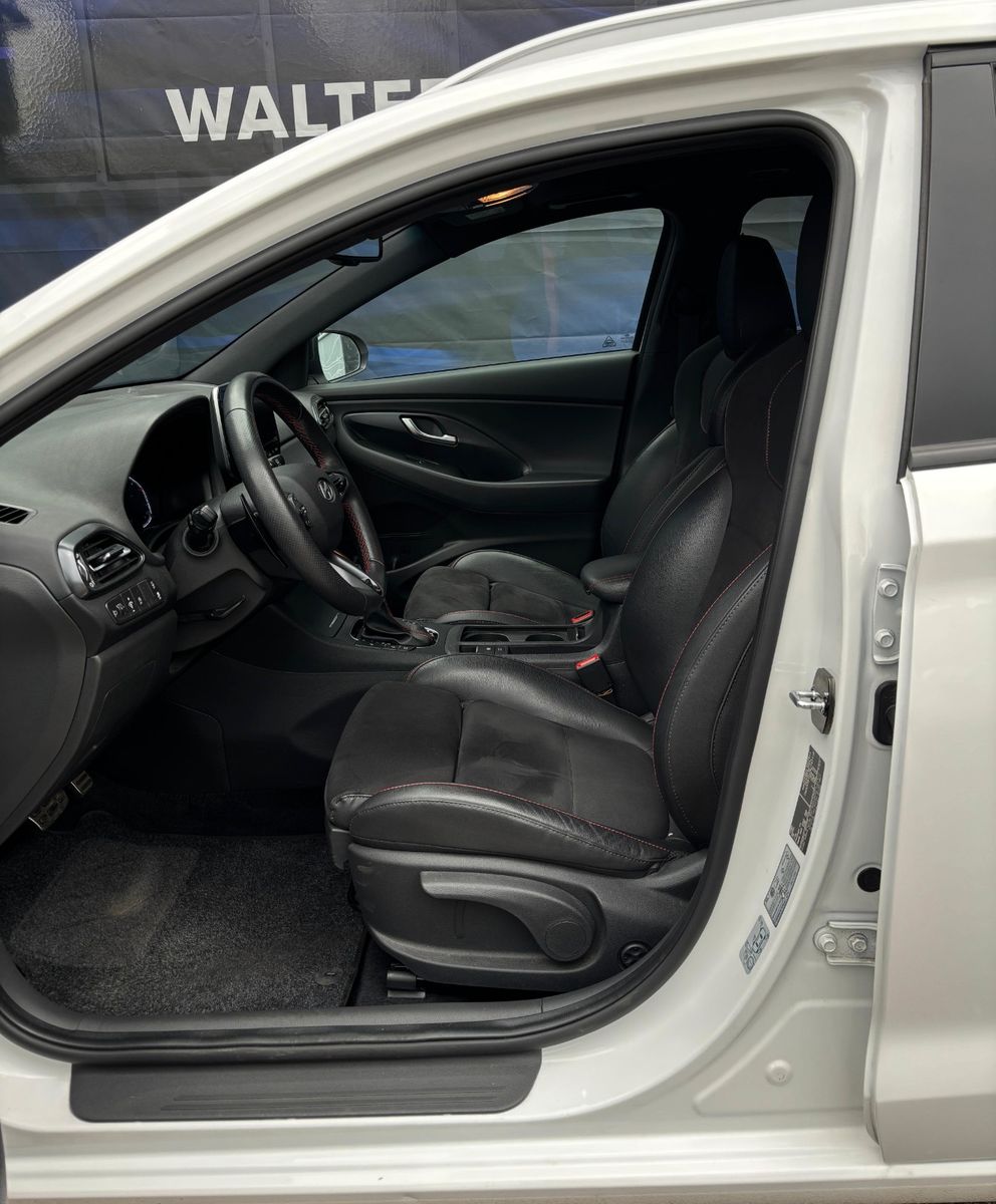 Fahrzeugabbildung Hyundai i30 cw N Line , Panodach