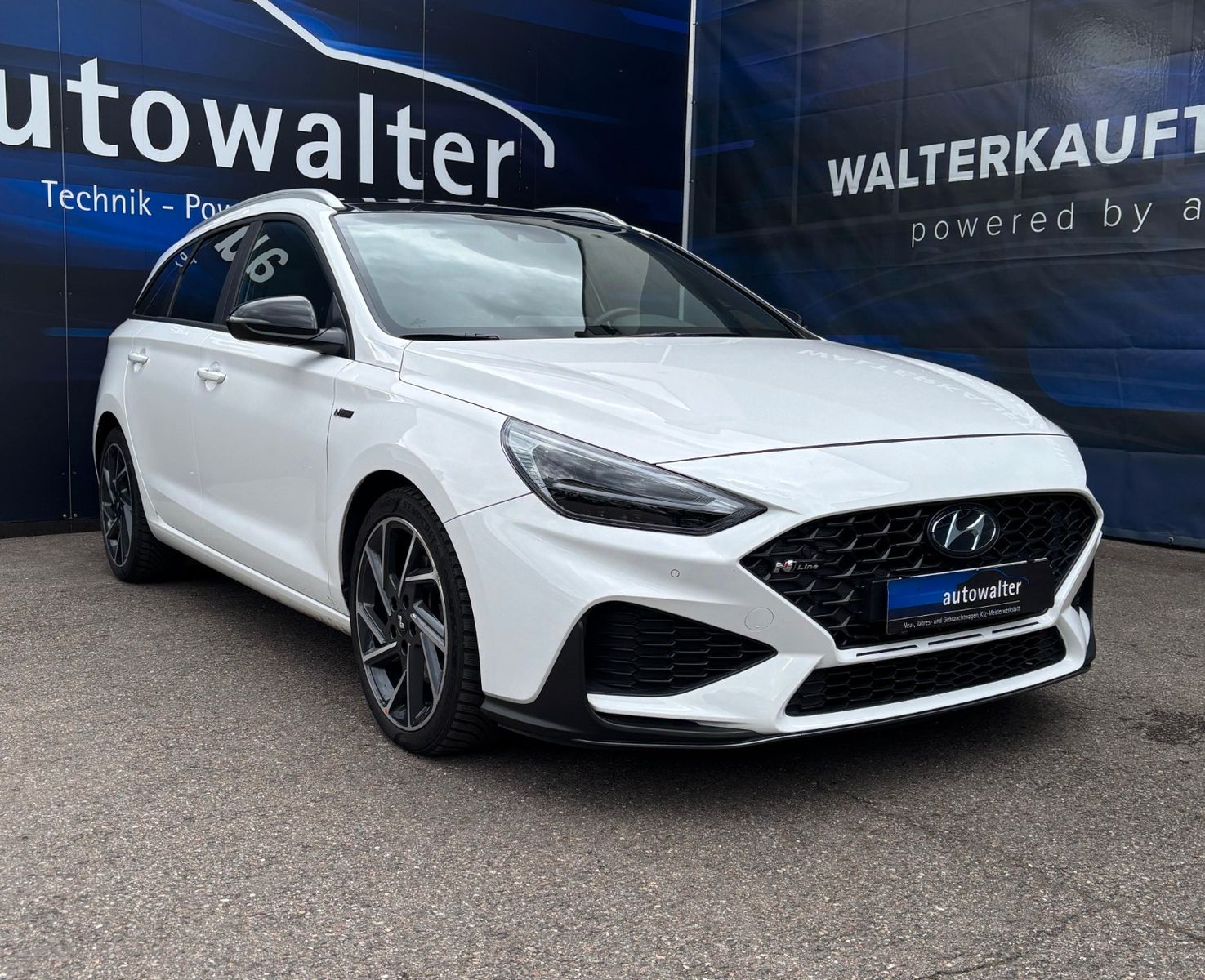 Fahrzeugabbildung Hyundai i30 cw N Line , Panodach