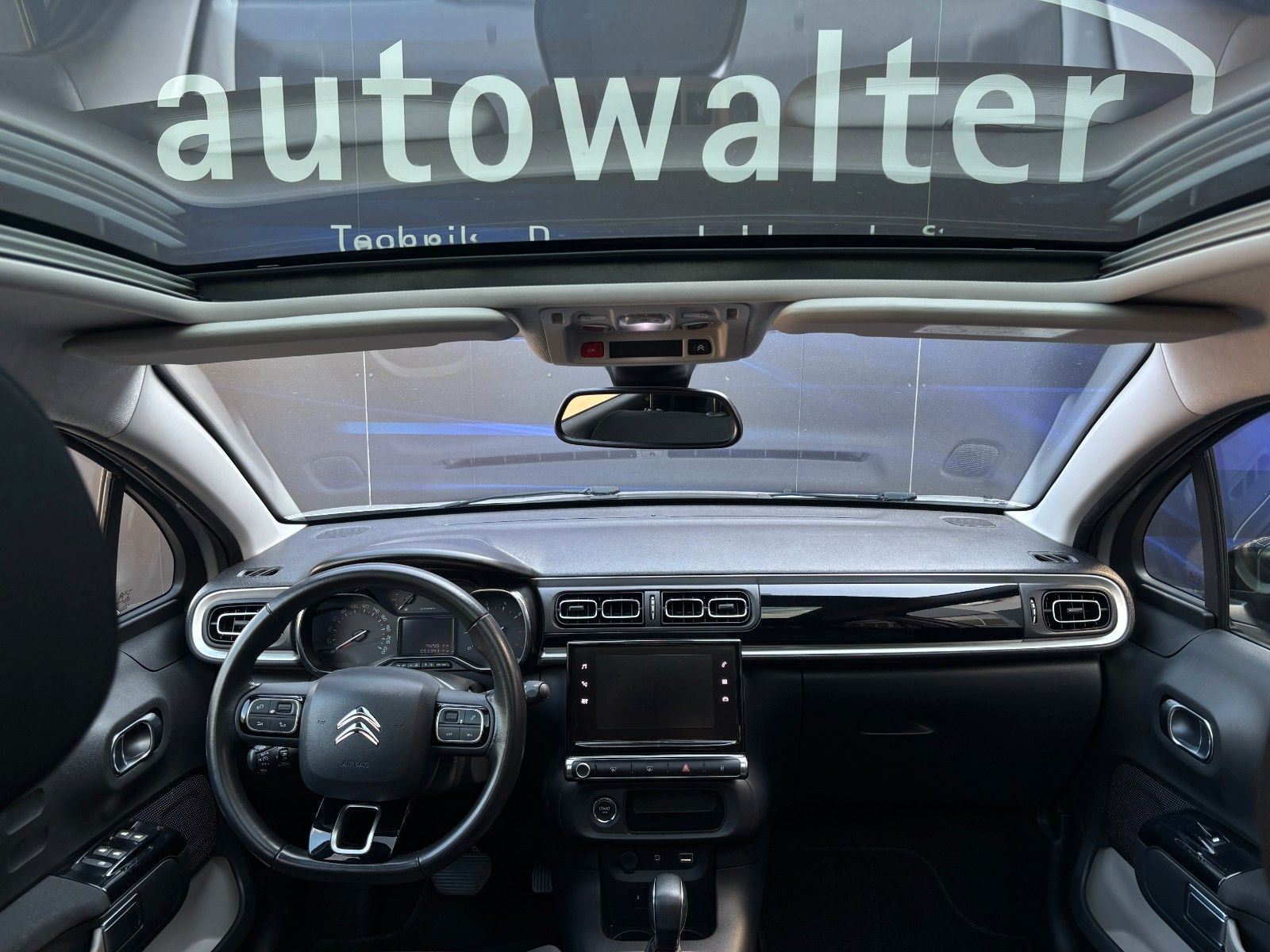 Fahrzeugabbildung Citroën C3 Shine,Panodach,Kamera