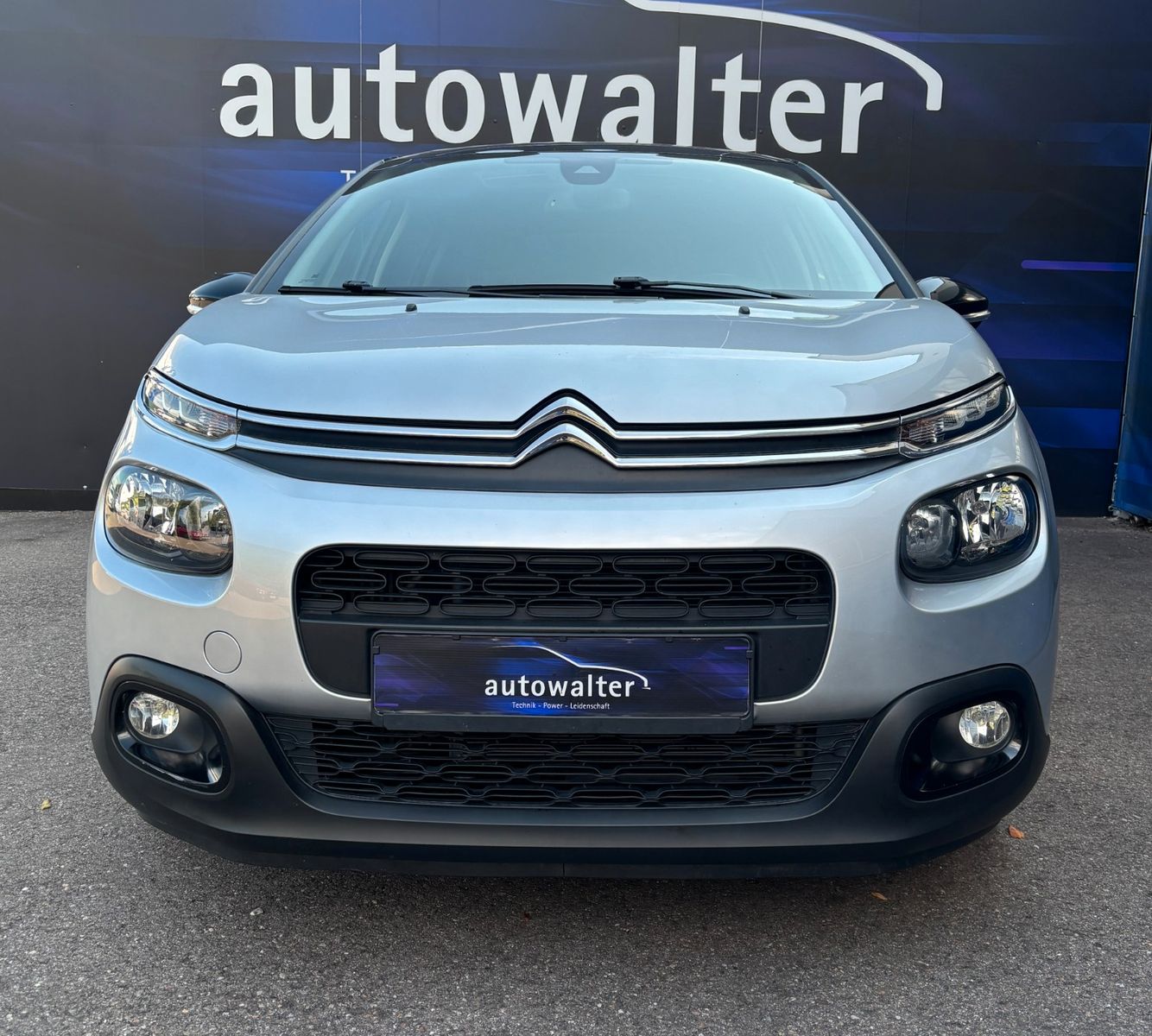 Fahrzeugabbildung Citroën C3 Shine,Panodach,Kamera