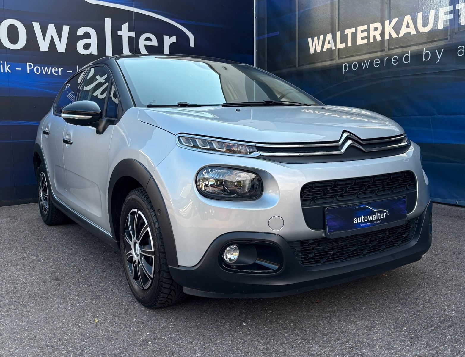 Fahrzeugabbildung Citroën C3 Shine,Panodach,Kamera