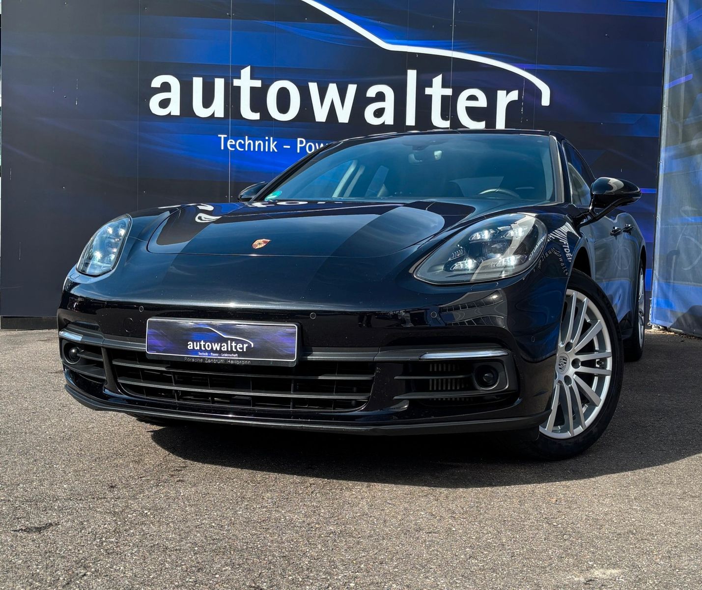 Porsche Panamera 4 S-Matrix-Bose-Luftfederung-Carbon