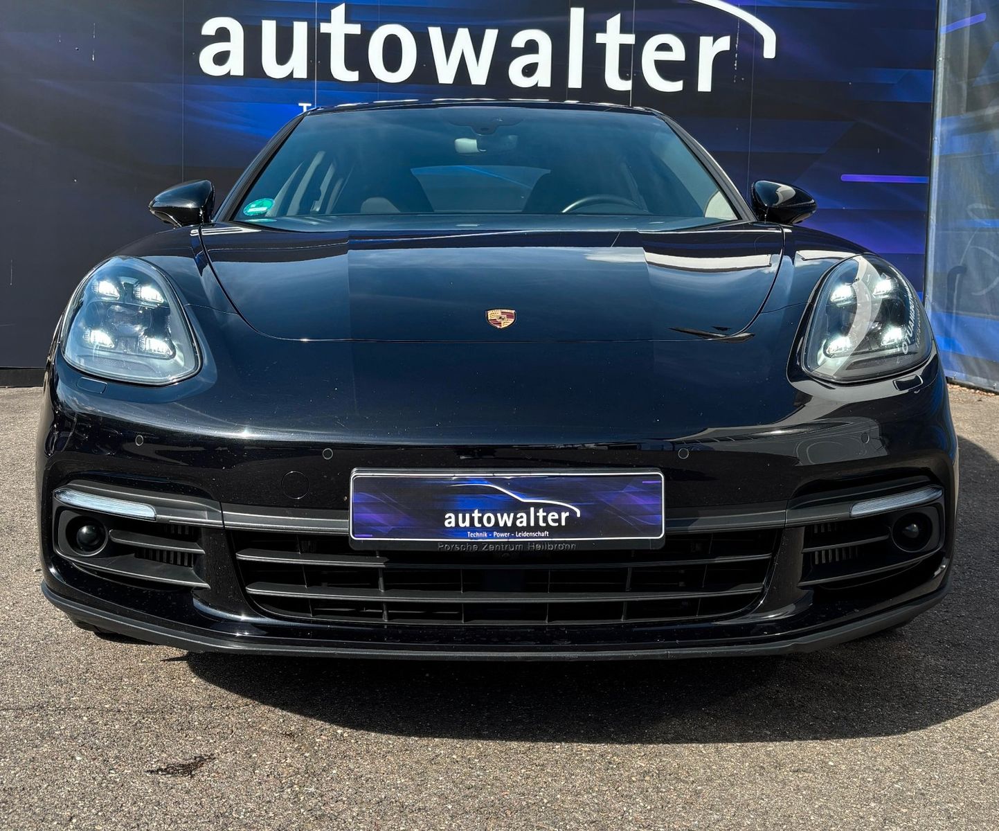 Fahrzeugabbildung Porsche Panamera 4 S-Matrix-Bose-Luftfederung-Carbon