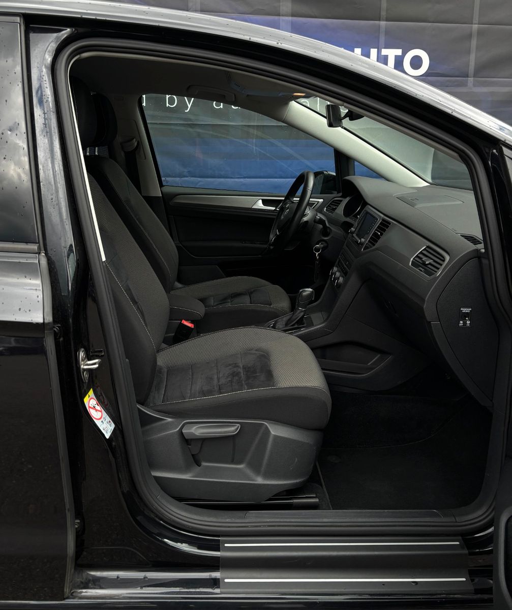 Fahrzeugabbildung Volkswagen Golf Sportsvan VII Comfortline BMT/Start-Stopp