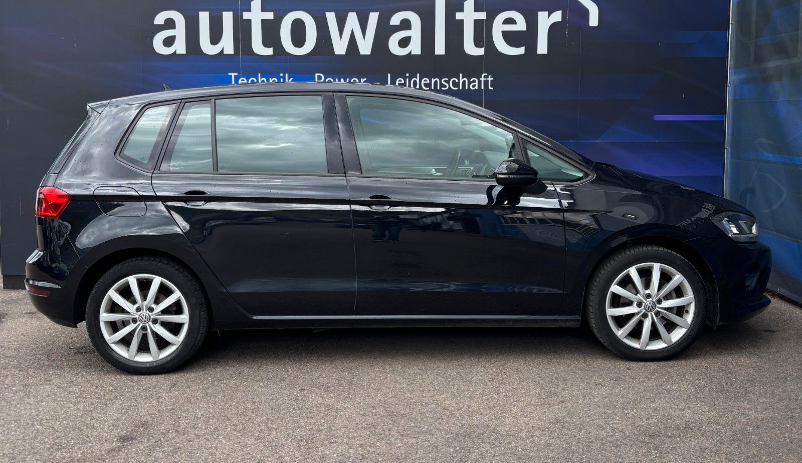 Fahrzeugabbildung Volkswagen Golf Sportsvan VII Comfortline BMT/Start-Stopp