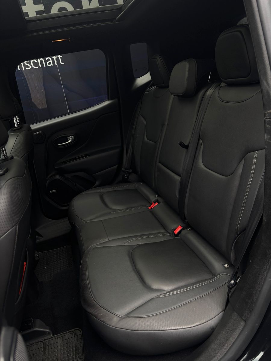 Fahrzeugabbildung Jeep Renegade S FWD