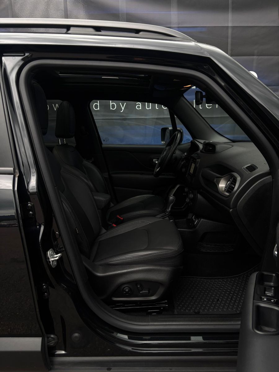 Fahrzeugabbildung Jeep Renegade S FWD