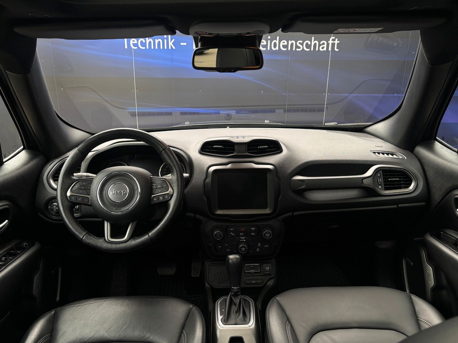 Fahrzeugabbildung Jeep Renegade S FWD