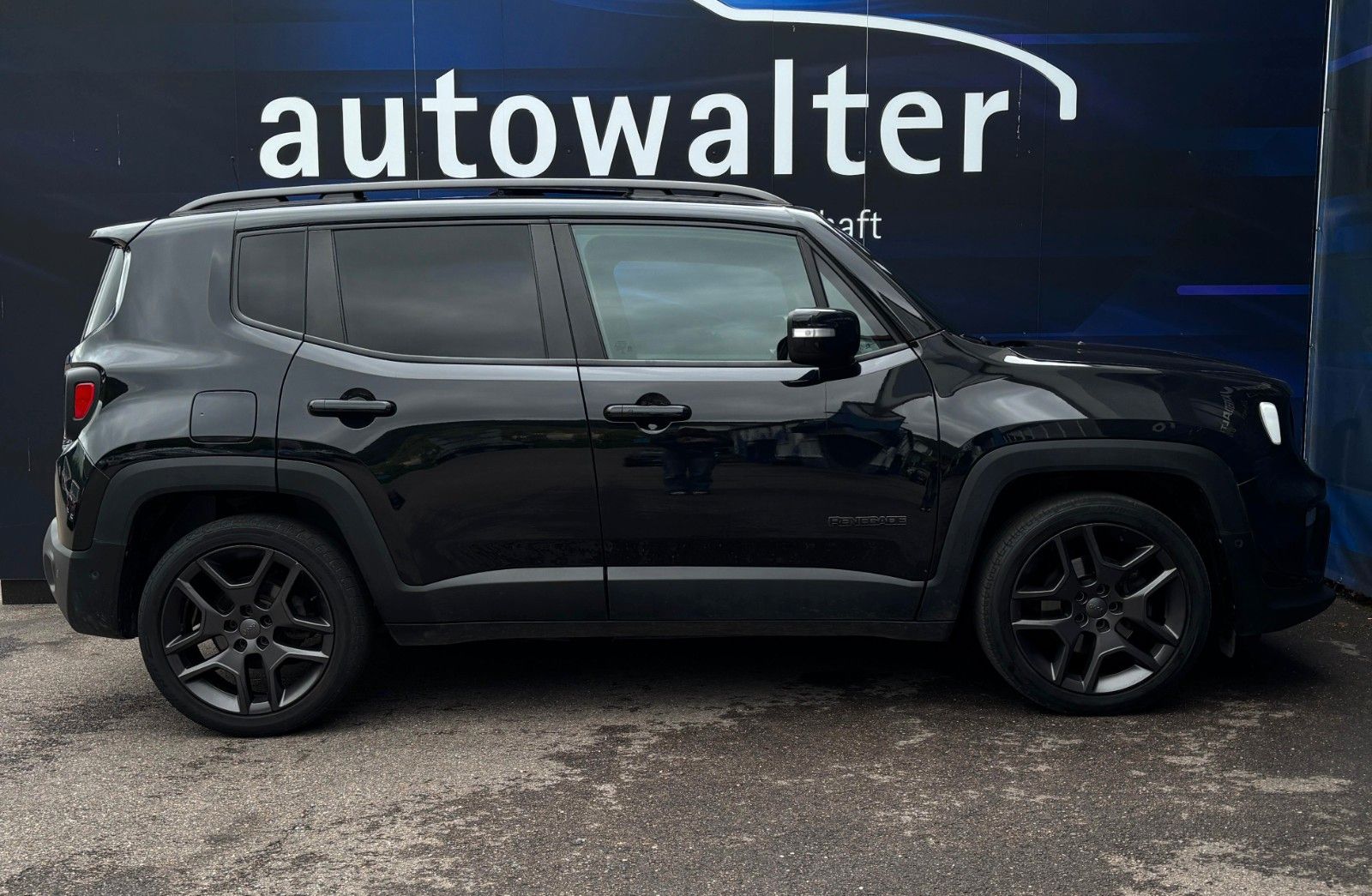Fahrzeugabbildung Jeep Renegade S FWD