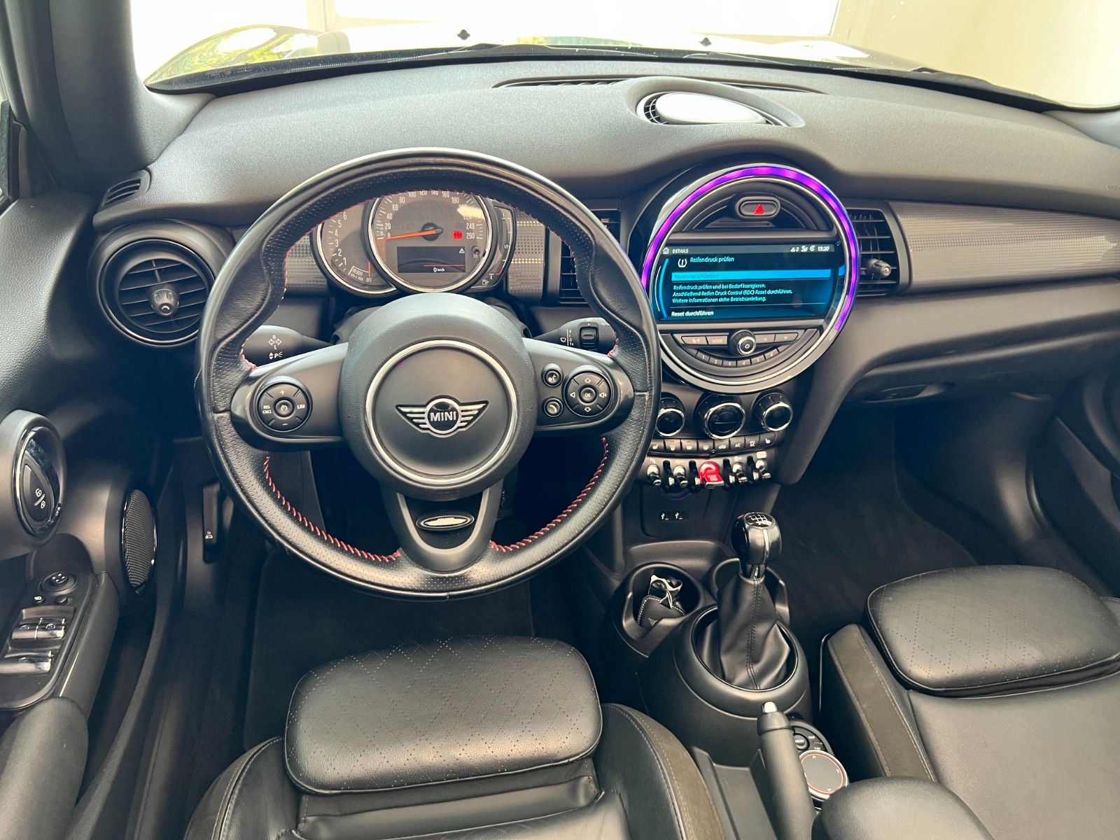 Fahrzeugabbildung MINI COOPER Cabrio*Chili*LED*NaviPlus*PDC*DCC