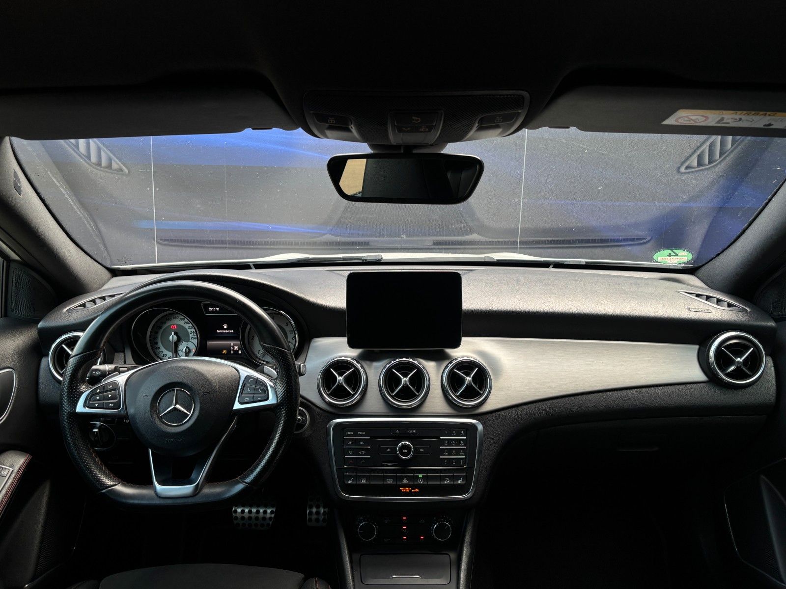 Fahrzeugabbildung Mercedes-Benz GLA 200 CDI / d 4Matic Street Style