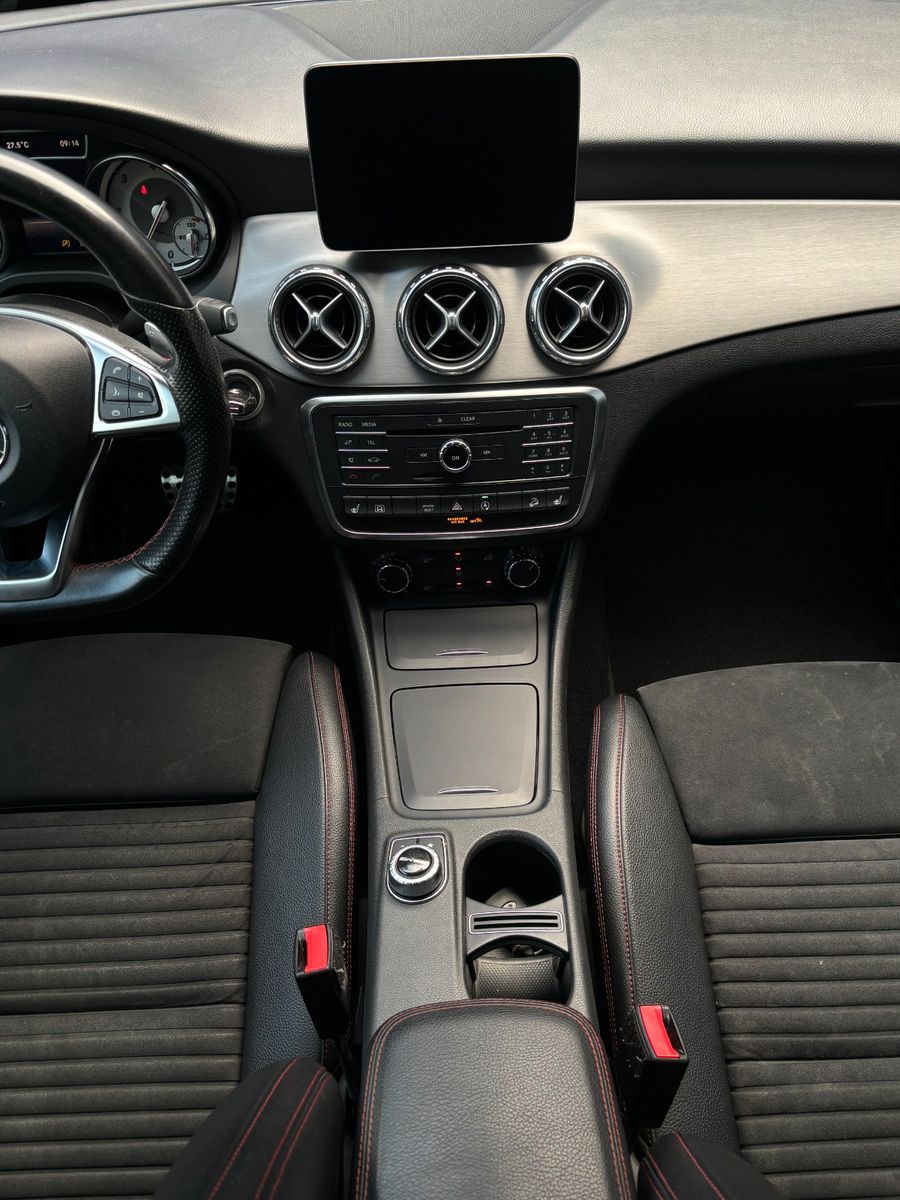 Fahrzeugabbildung Mercedes-Benz GLA 200 CDI / d 4Matic Street Style