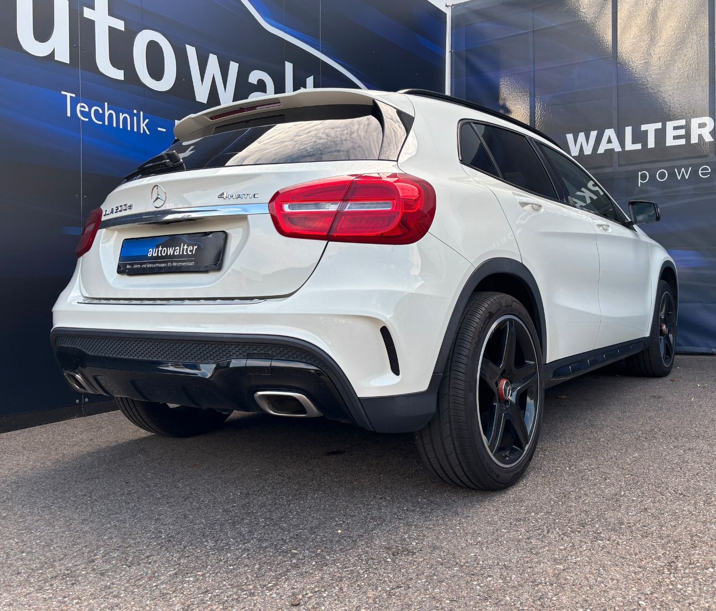 Fahrzeugabbildung Mercedes-Benz GLA 200 CDI / d 4Matic Street Style