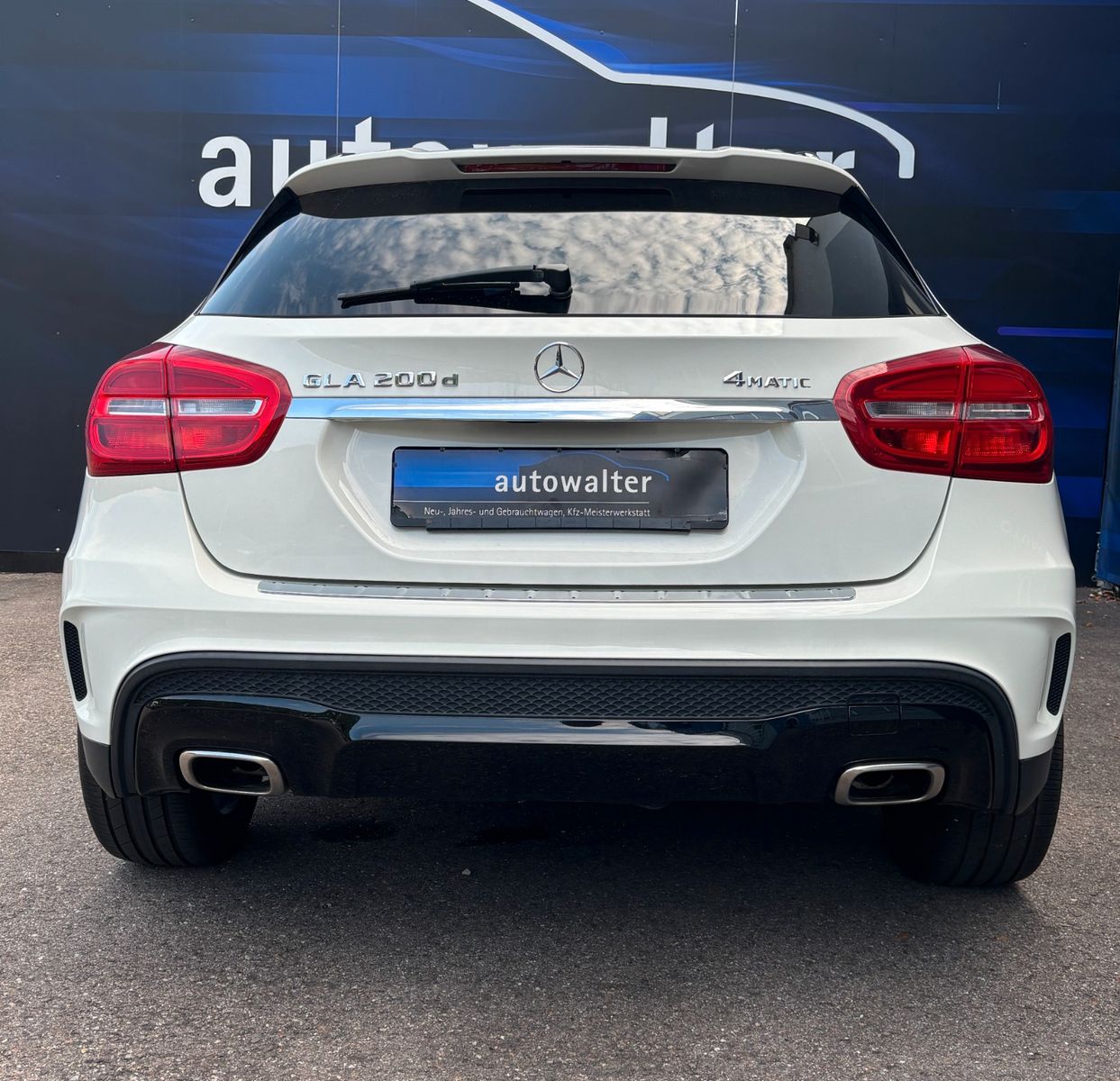Fahrzeugabbildung Mercedes-Benz GLA 200 CDI / d 4Matic Street Style