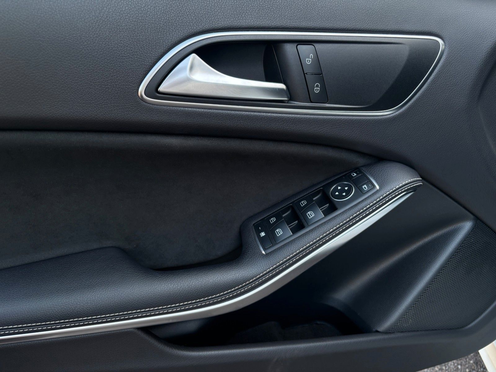 Fahrzeugabbildung Mercedes-Benz A 220 CDI / d BlueEfficiency
