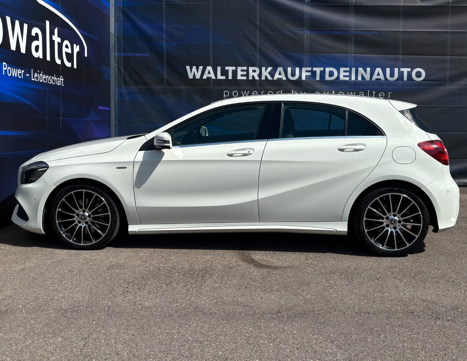 Fahrzeugabbildung Mercedes-Benz A 220 CDI / d BlueEfficiency