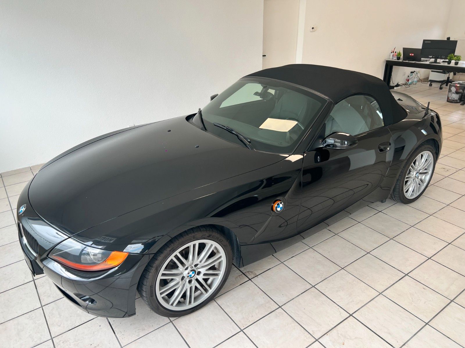Fahrzeugabbildung BMW Z4 Roadster 2.5 i*2.Hand*55.000 Kilometer