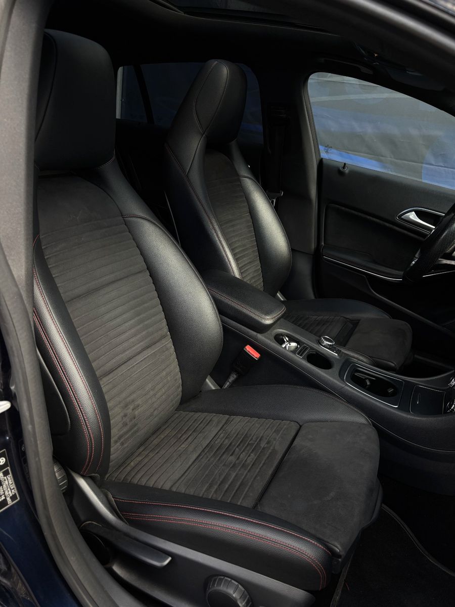 Fahrzeugabbildung Mercedes-Benz Shooting Brake CLA 220 CDI Panorama-Dach