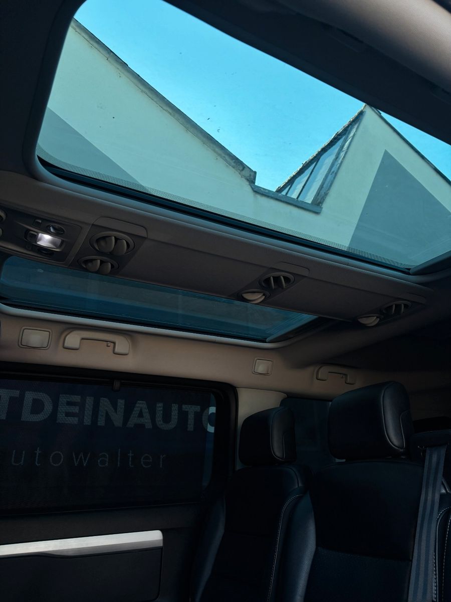 Fahrzeugabbildung Opel Zafira Life Innovation M 8 Sitzer