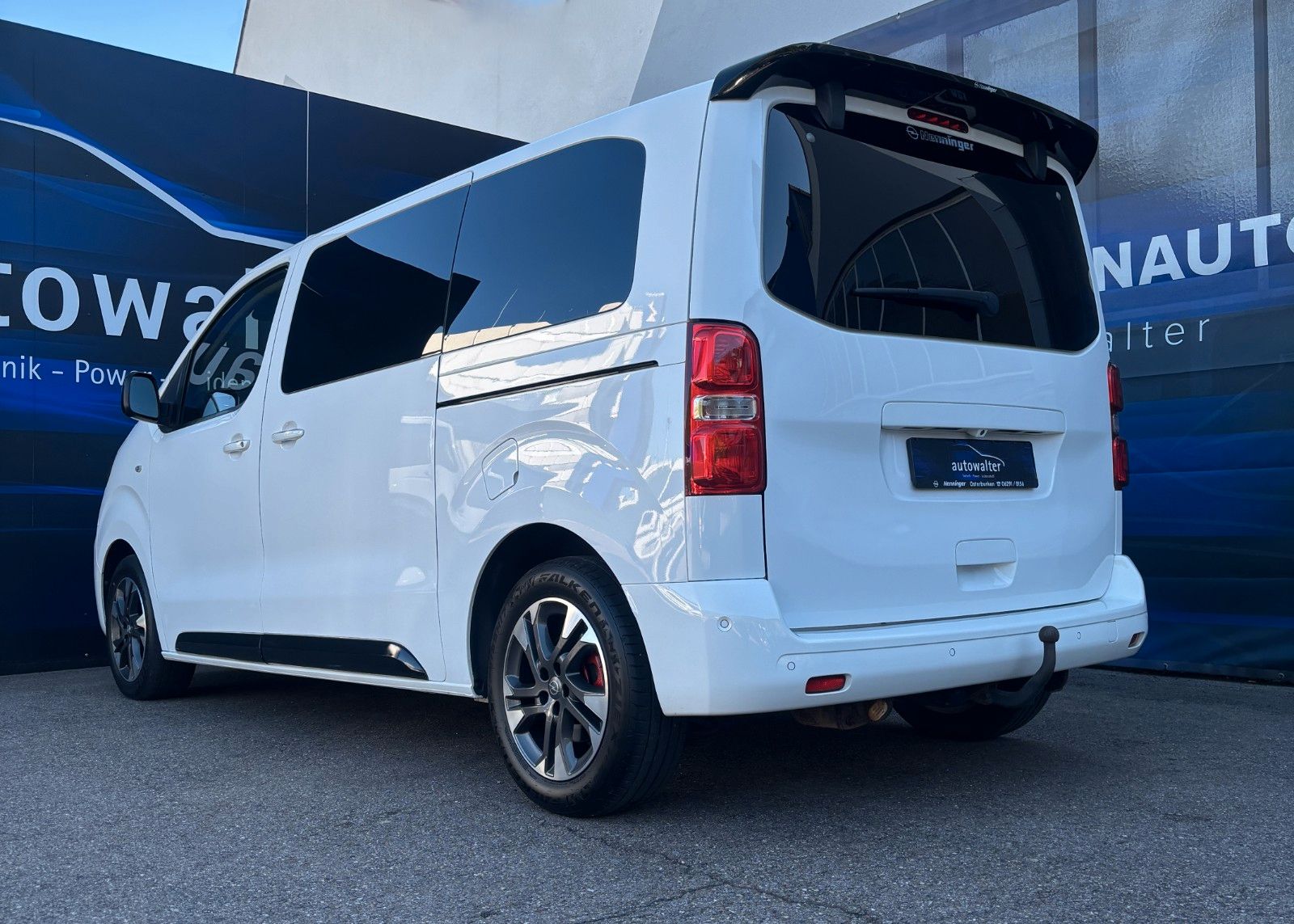 Fahrzeugabbildung Opel Zafira Life Innovation M 8 Sitzer