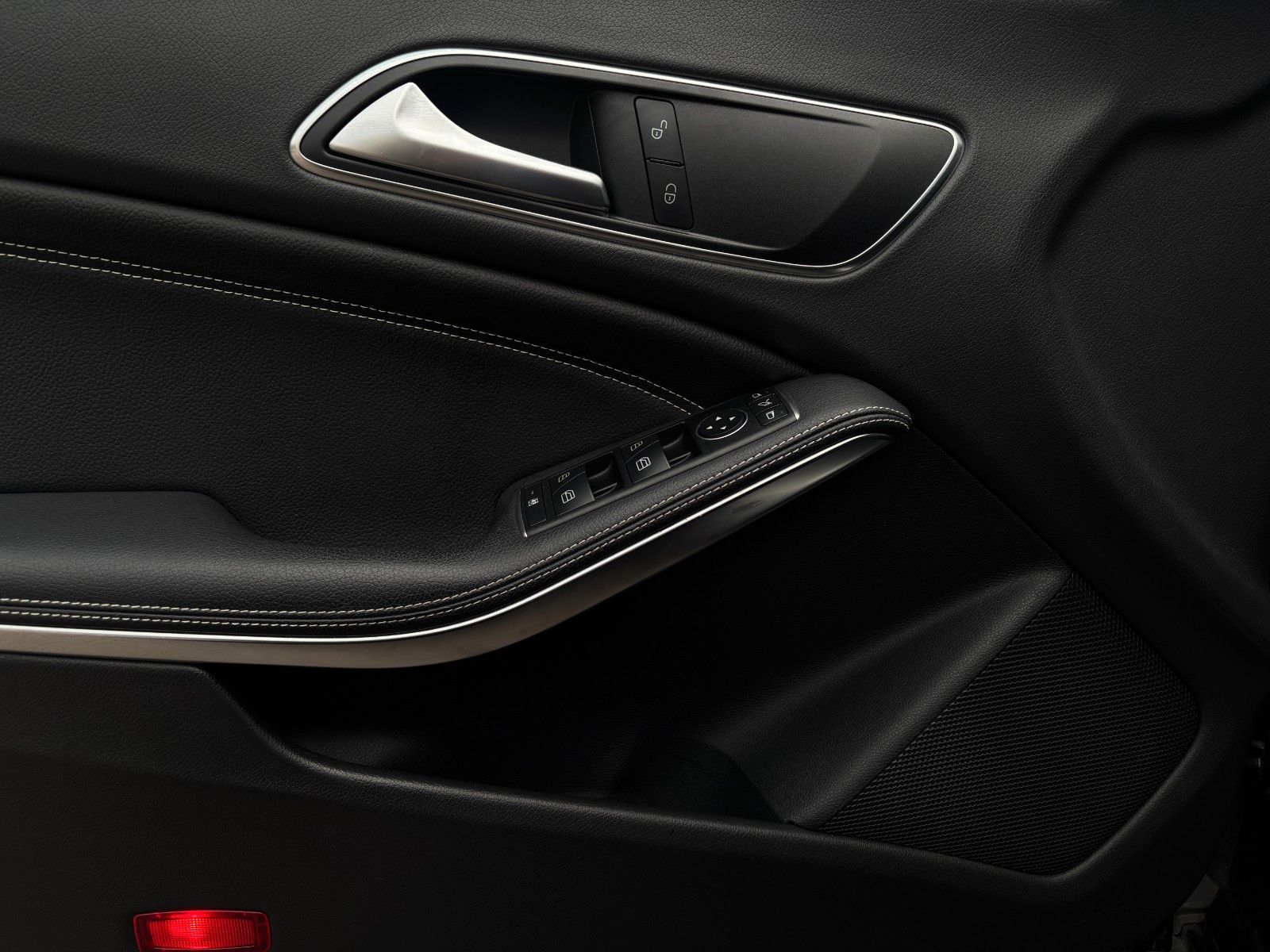 Fahrzeugabbildung Mercedes-Benz CLA Shooting Brake CLA 180