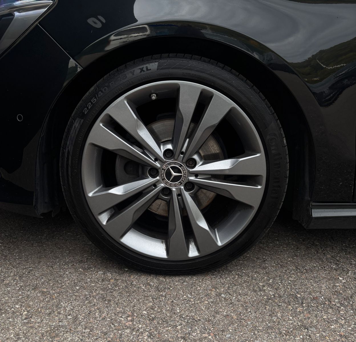 Fahrzeugabbildung Mercedes-Benz CLA Shooting Brake CLA 180