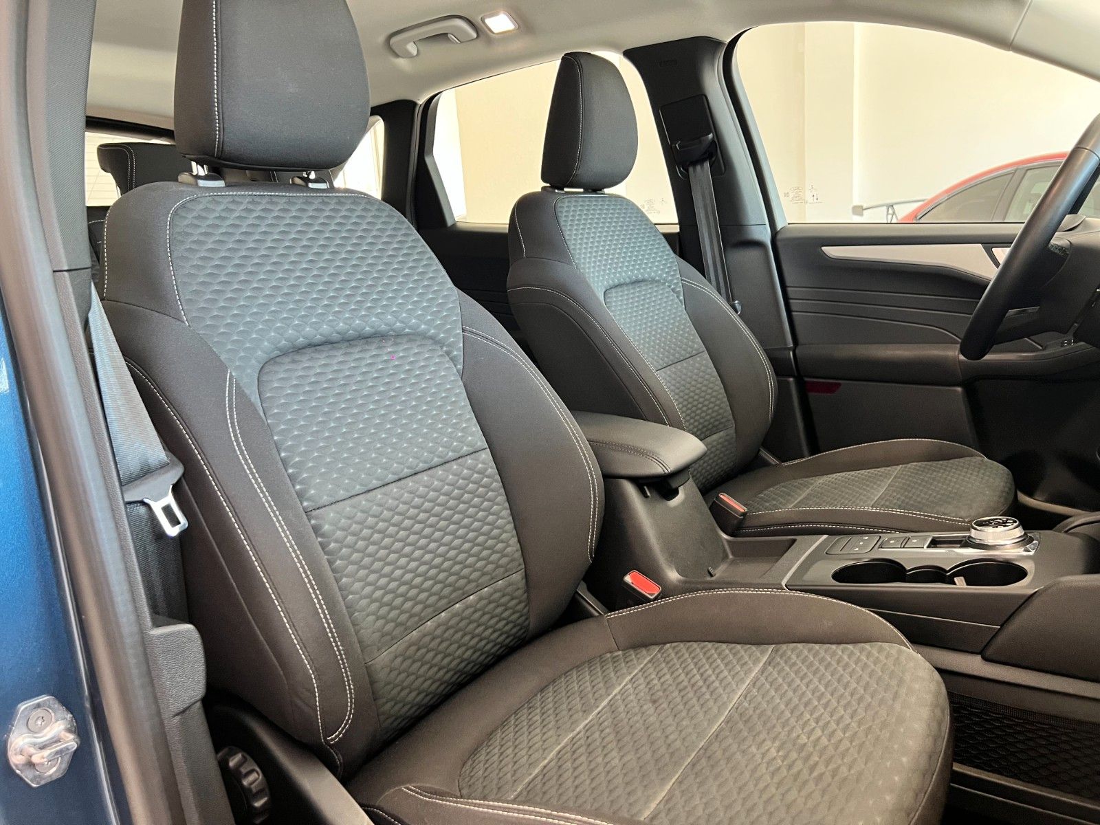 Fahrzeugabbildung Ford Kuga Plug-In Hybrid Cool & Connect*1.Hand*