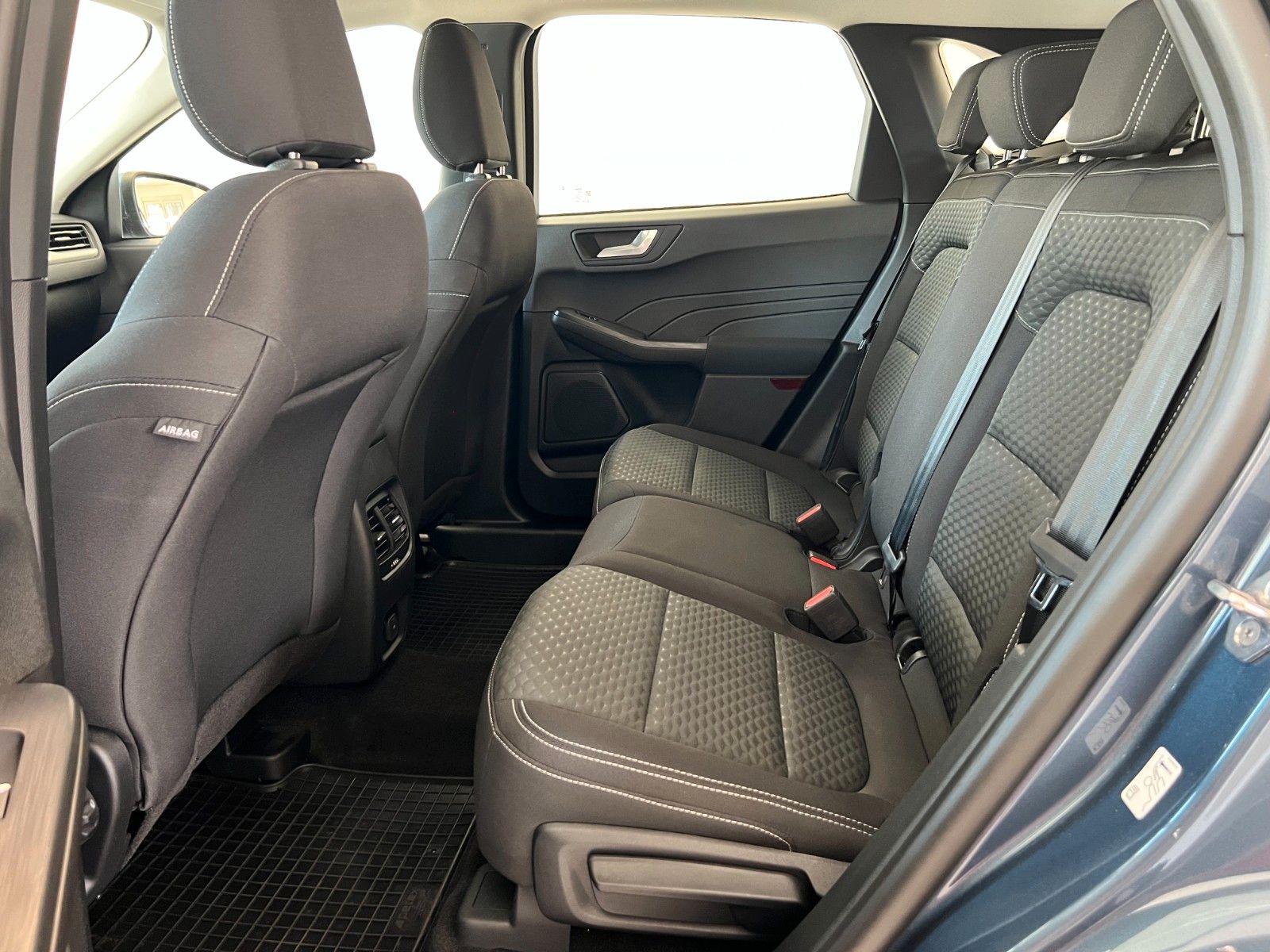 Fahrzeugabbildung Ford Kuga Plug-In Hybrid Cool & Connect*1.Hand*