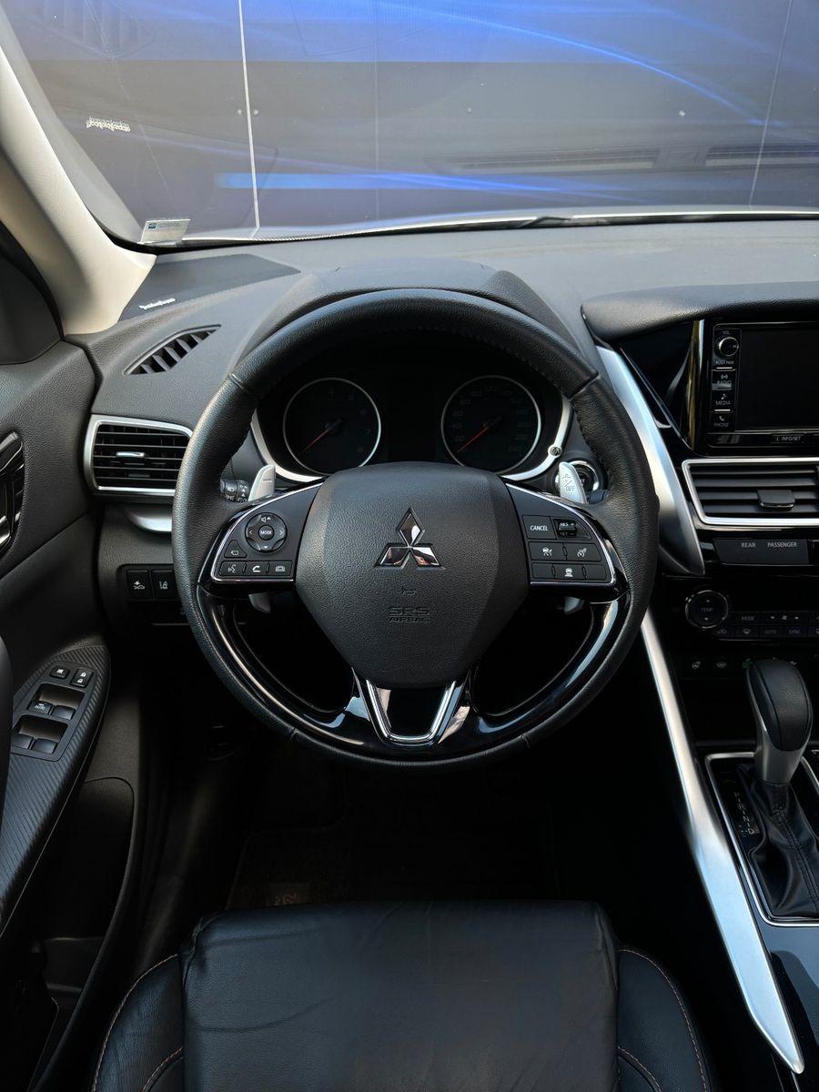 Fahrzeugabbildung Mitsubishi Eclipse Cross Top 4WD