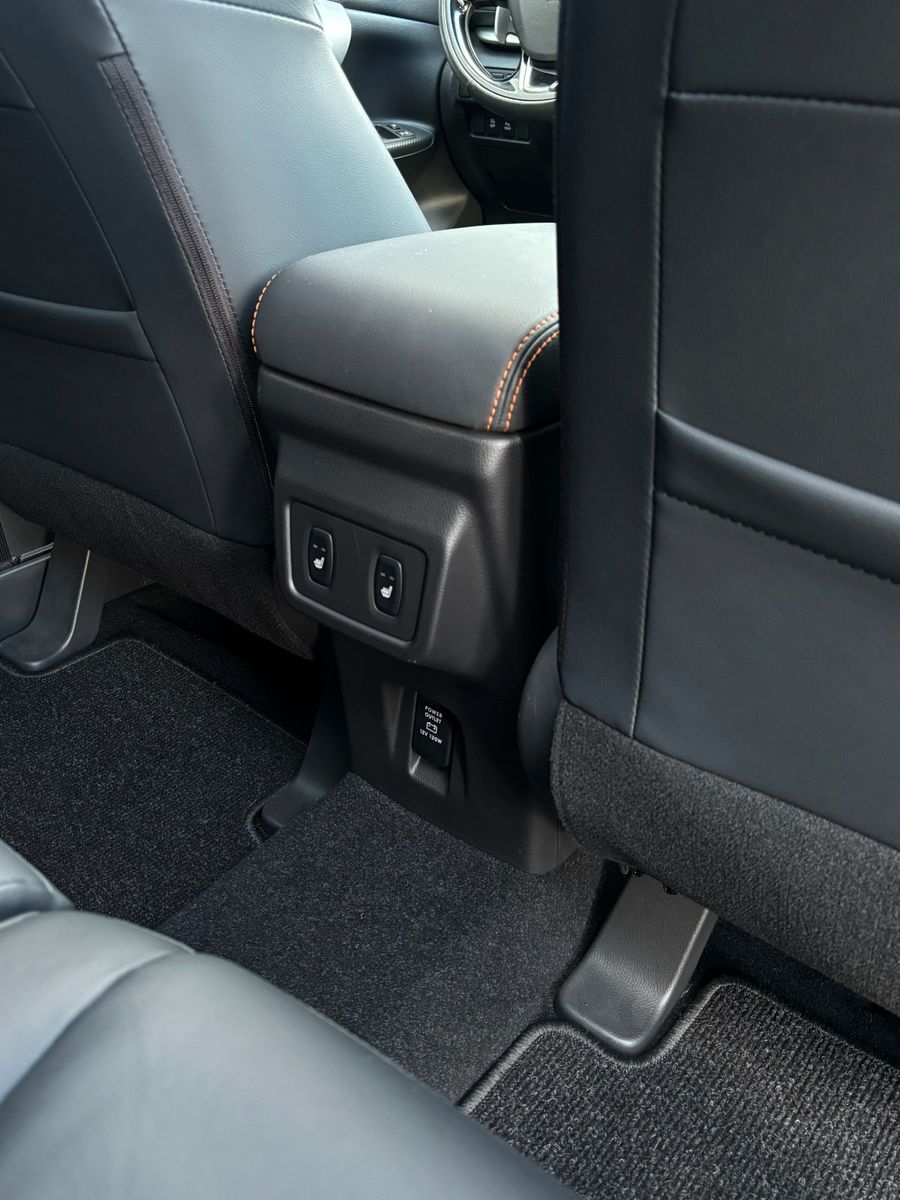 Fahrzeugabbildung Mitsubishi Eclipse Cross Top 4WD
