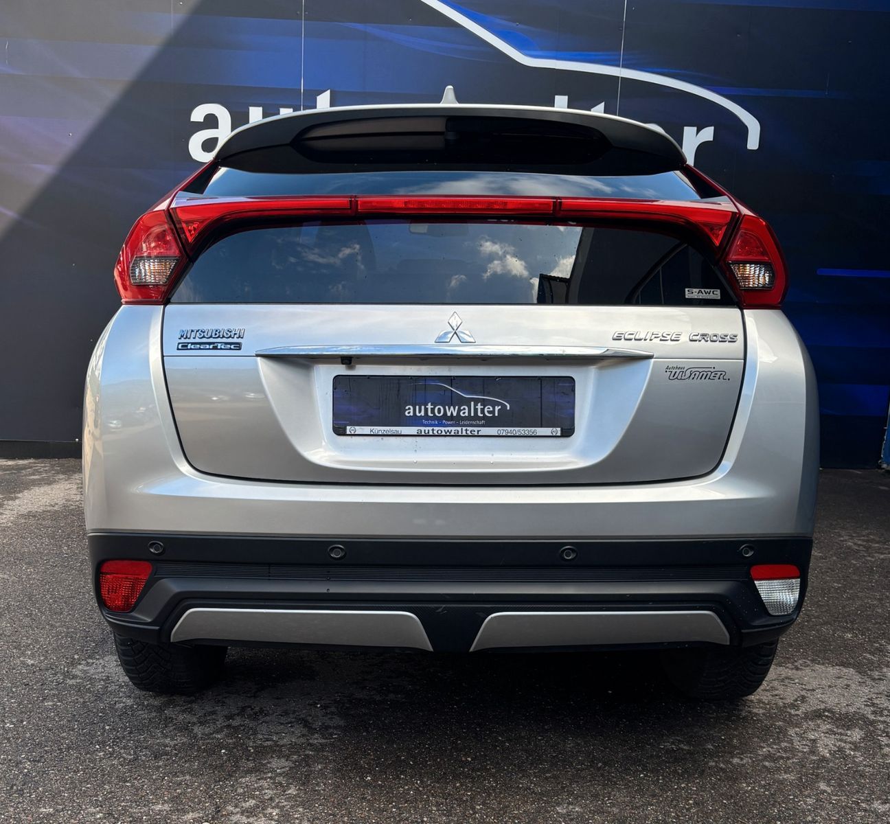 Fahrzeugabbildung Mitsubishi Eclipse Cross Top 4WD