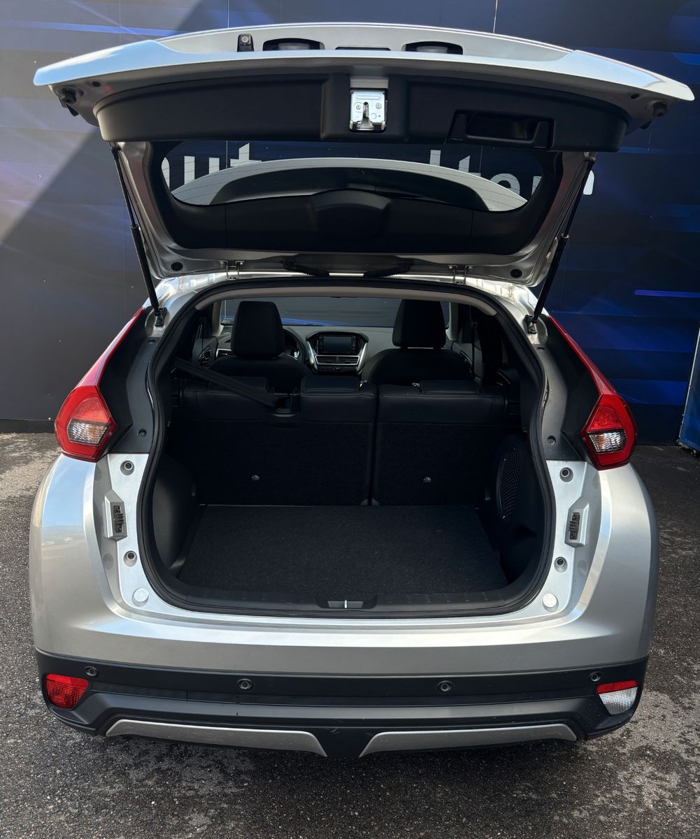 Fahrzeugabbildung Mitsubishi Eclipse Cross Top 4WD