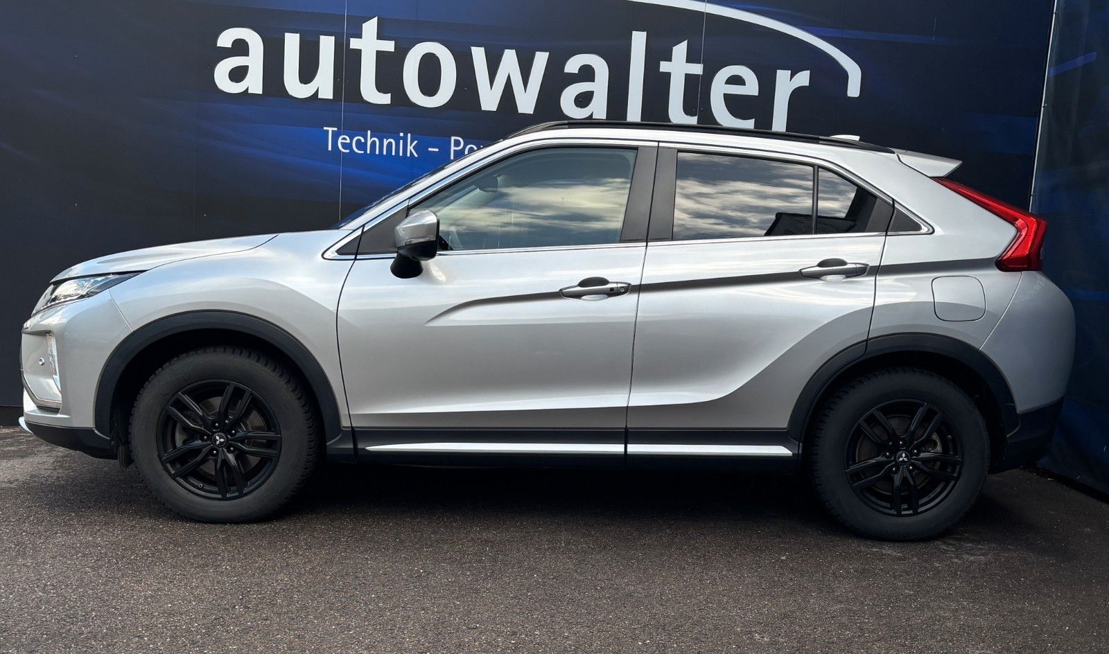 Fahrzeugabbildung Mitsubishi Eclipse Cross Top 4WD
