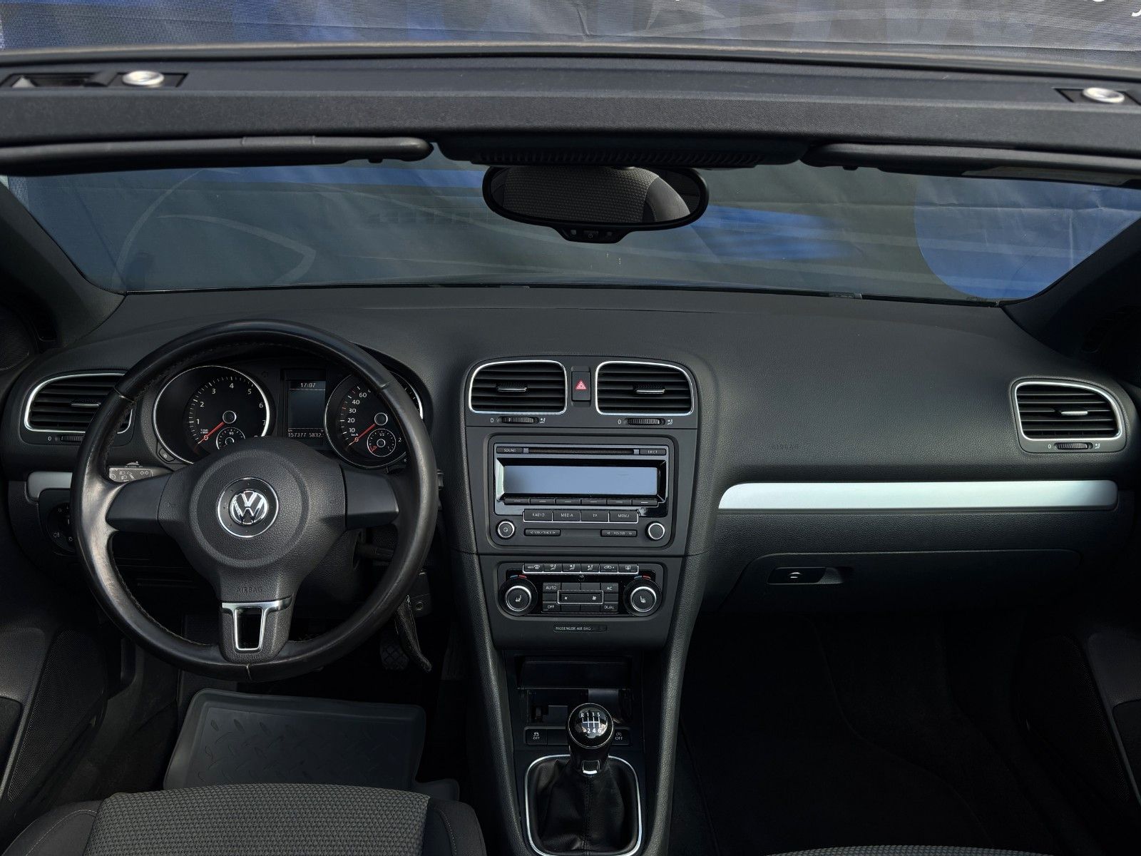 Fahrzeugabbildung Volkswagen Golf VI Cabriolet Basis BMT