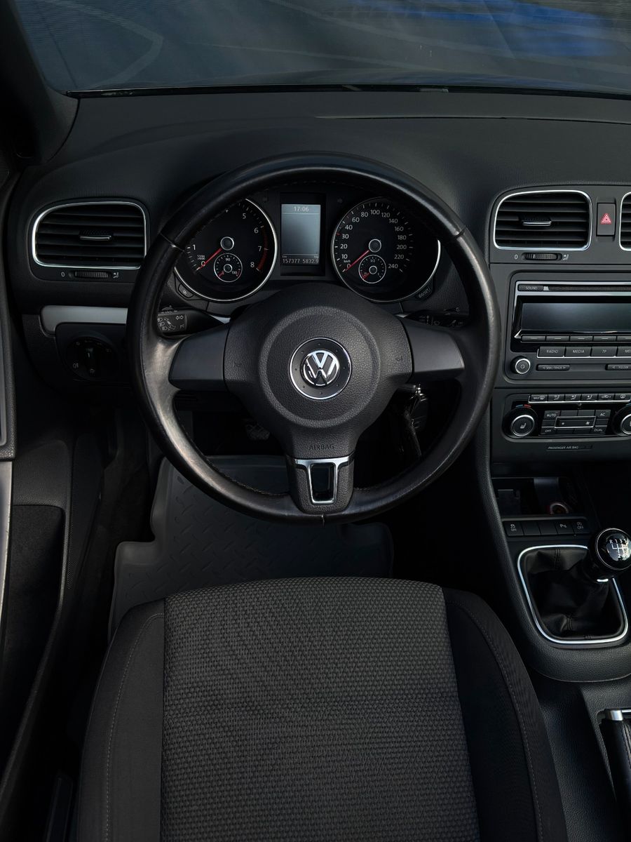 Fahrzeugabbildung Volkswagen Golf VI Cabriolet Basis BMT