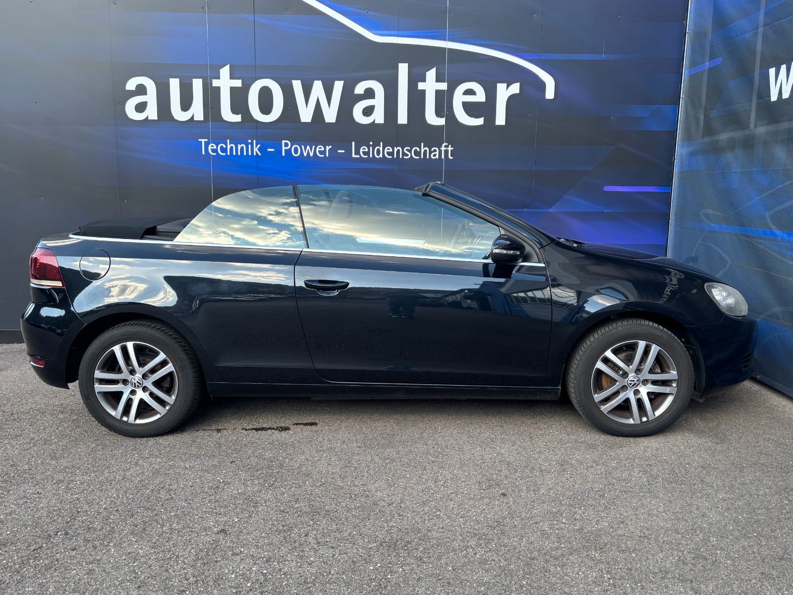 Fahrzeugabbildung Volkswagen Golf VI Cabriolet Basis BMT