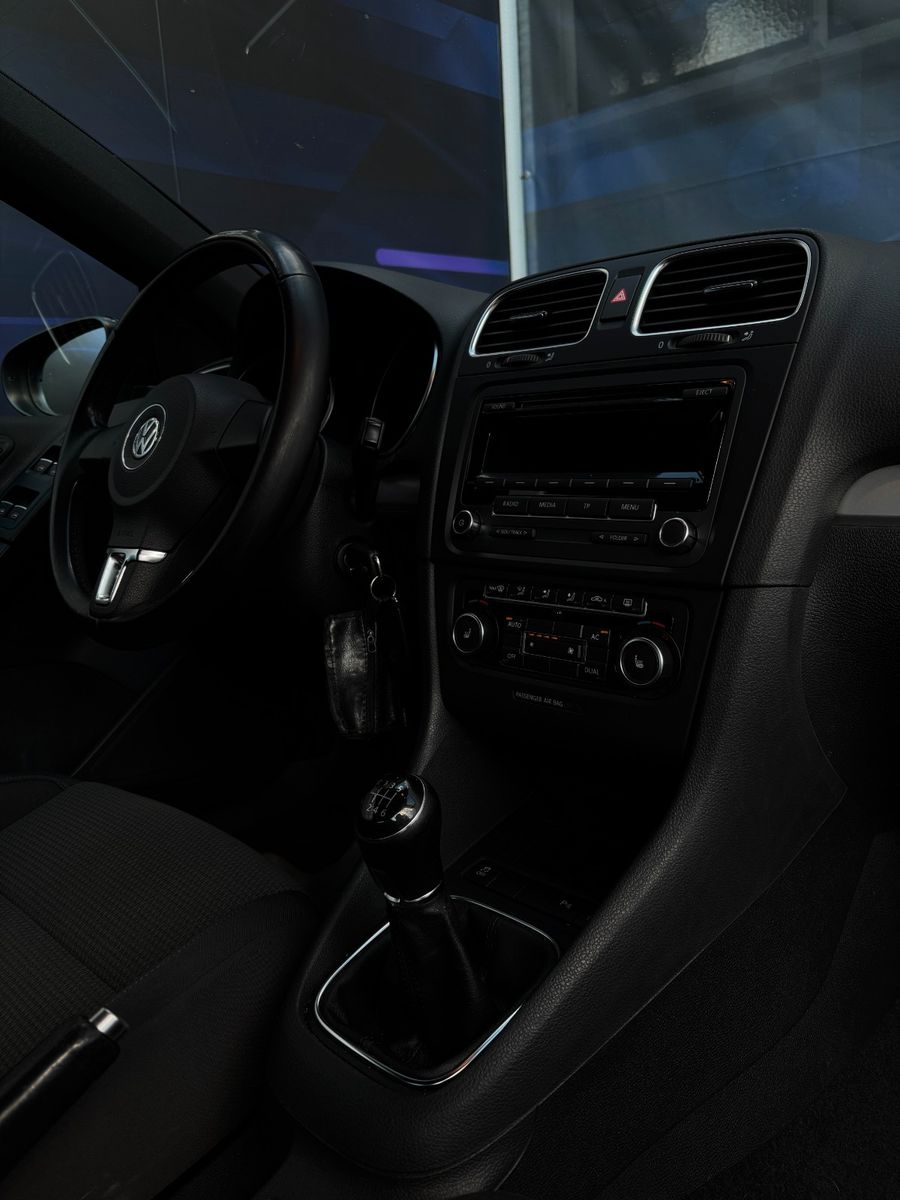 Fahrzeugabbildung Volkswagen Golf VI Cabriolet Basis BMT