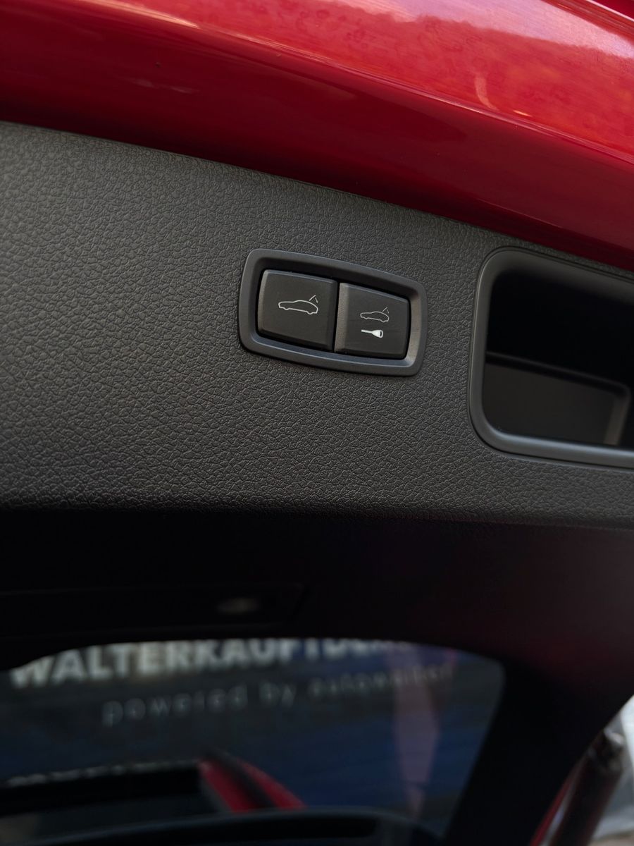 Fahrzeugabbildung Porsche Macan GTS-Pano-AHK schwenk-Carbon-Standheizung