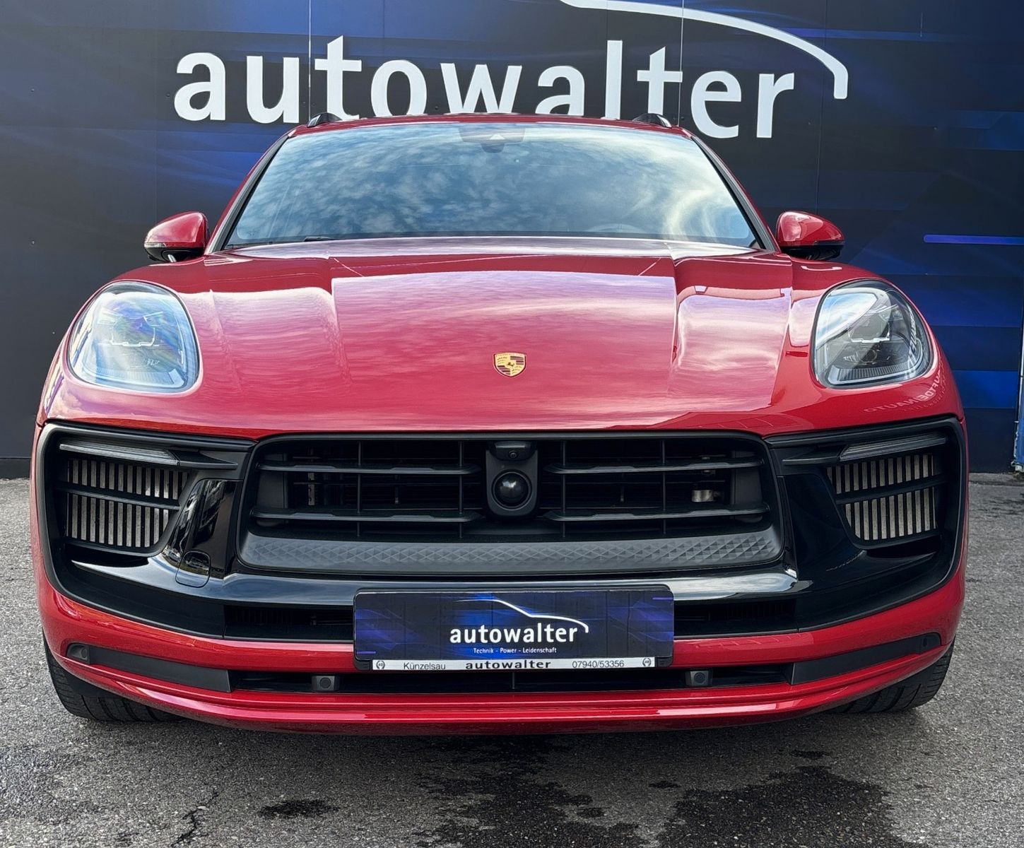 Fahrzeugabbildung Porsche Macan GTS-Pano-AHK schwenk-Carbon-Standheizung