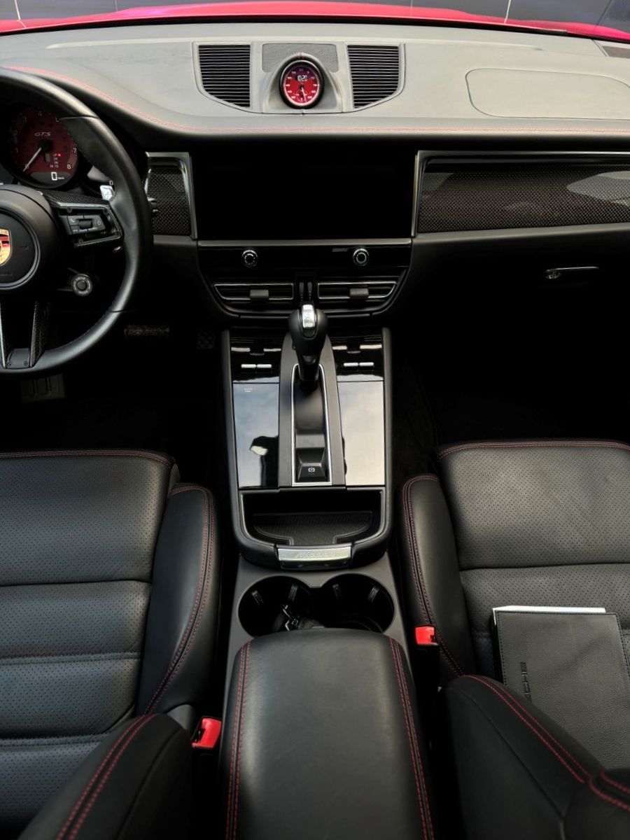 Fahrzeugabbildung Porsche Macan GTS-Pano-AHK schwenk-Carbon-Standheizung