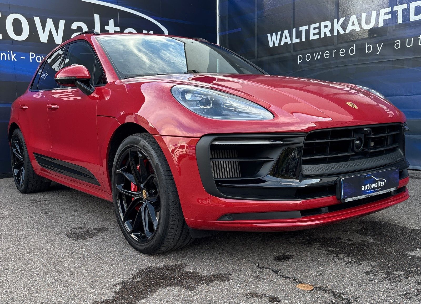 Fahrzeugabbildung Porsche Macan GTS-Pano-AHK schwenk-Carbon-Standheizung