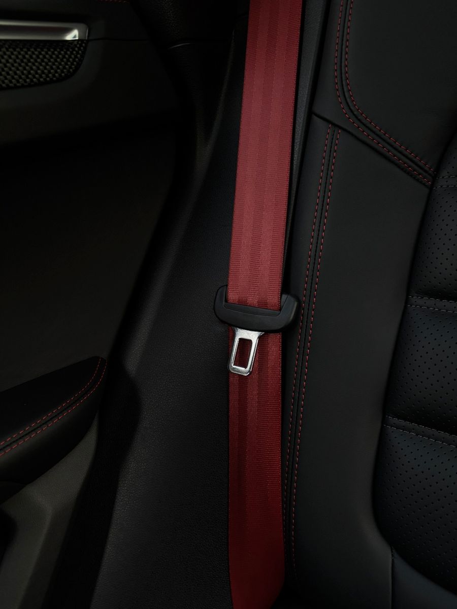 Fahrzeugabbildung Porsche Macan GTS-Pano-AHK schwenk-Carbon-Standheizung