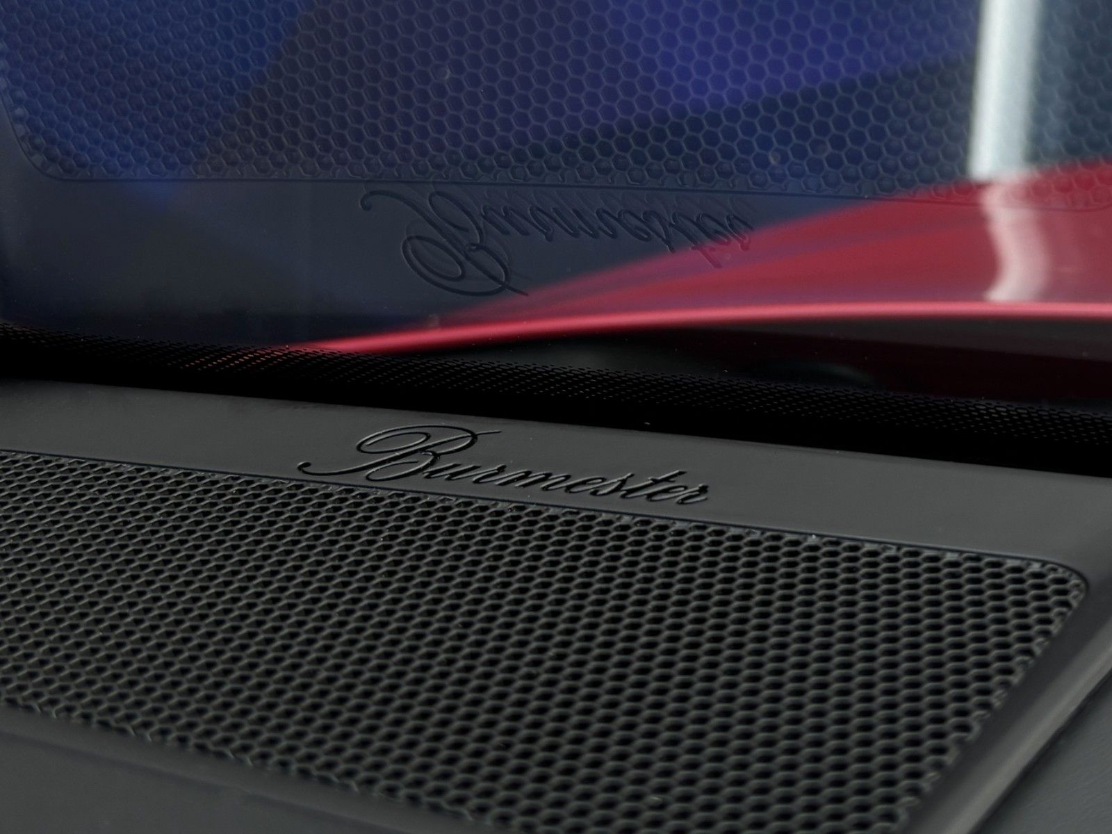 Fahrzeugabbildung Porsche Macan GTS-Pano-AHK schwenk-Carbon-Standheizung