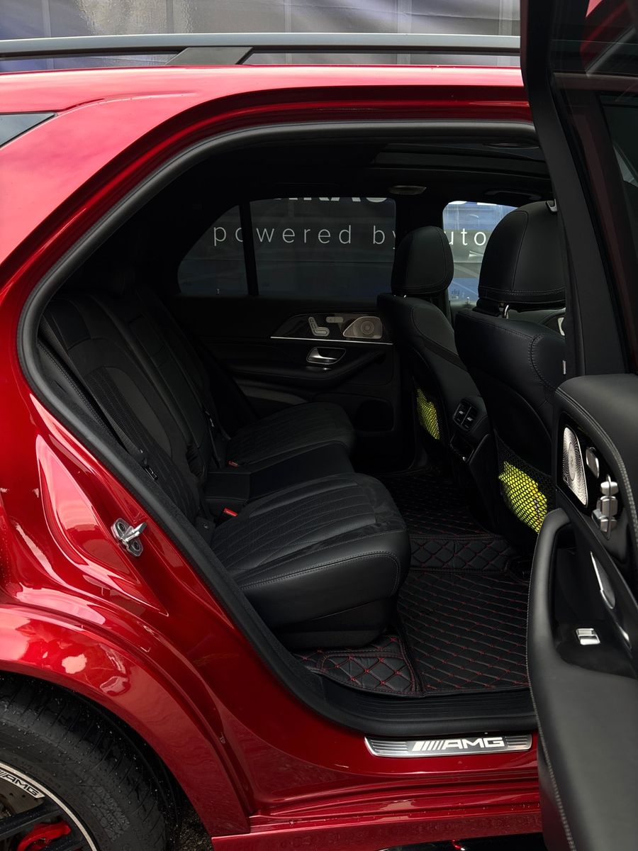 Fahrzeugabbildung Mercedes-Benz GLE 63 S AMG-Pano-HeadUp - Standheizung - Carbon