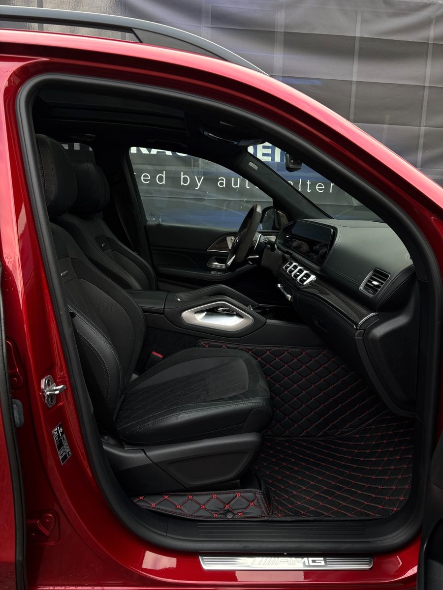Fahrzeugabbildung Mercedes-Benz GLE 63 S AMG-Pano-HeadUp - Standheizung - Carbon