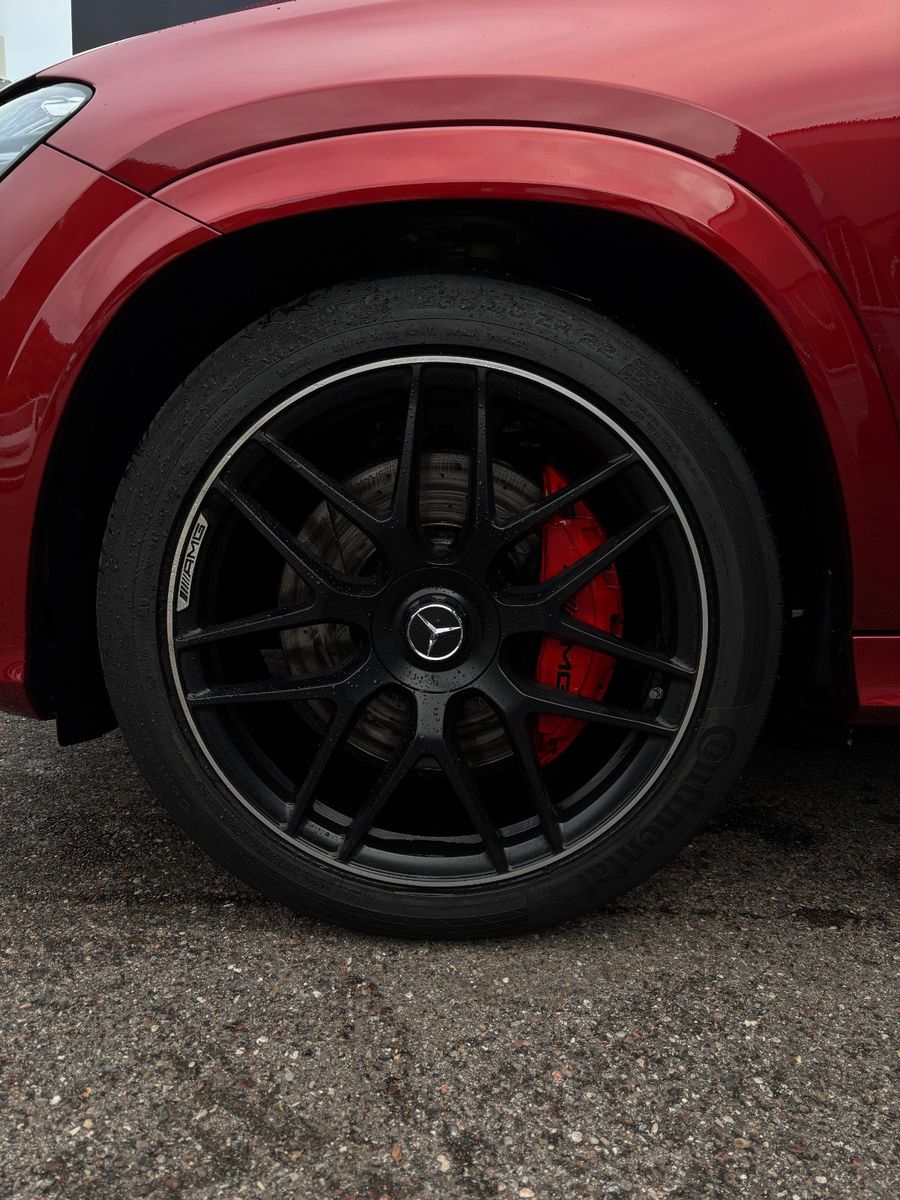 Fahrzeugabbildung Mercedes-Benz GLE 63 S AMG-Pano-HeadUp - Standheizung - Carbon