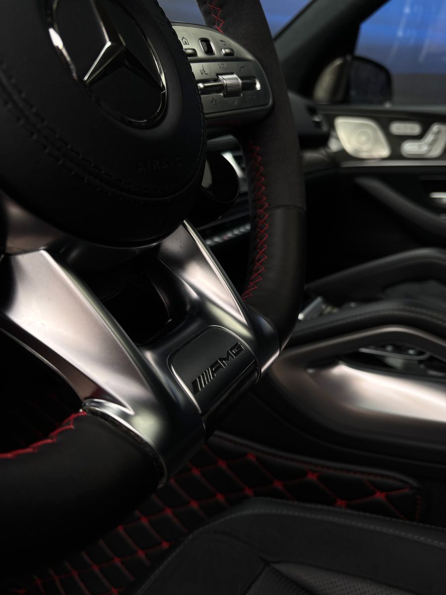 Fahrzeugabbildung Mercedes-Benz GLE 63 S AMG-Pano-HeadUp - Standheizung - Carbon