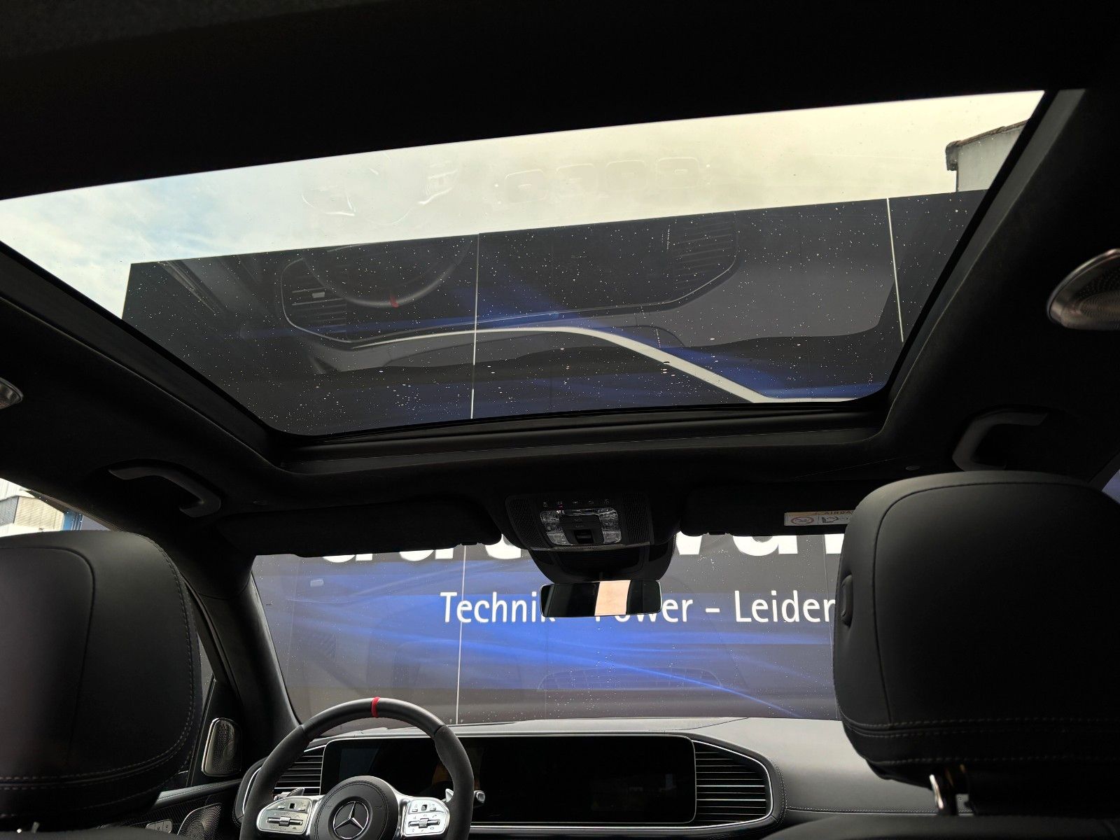 Fahrzeugabbildung Mercedes-Benz GLE 63 S AMG-Pano-HeadUp - Standheizung - Carbon