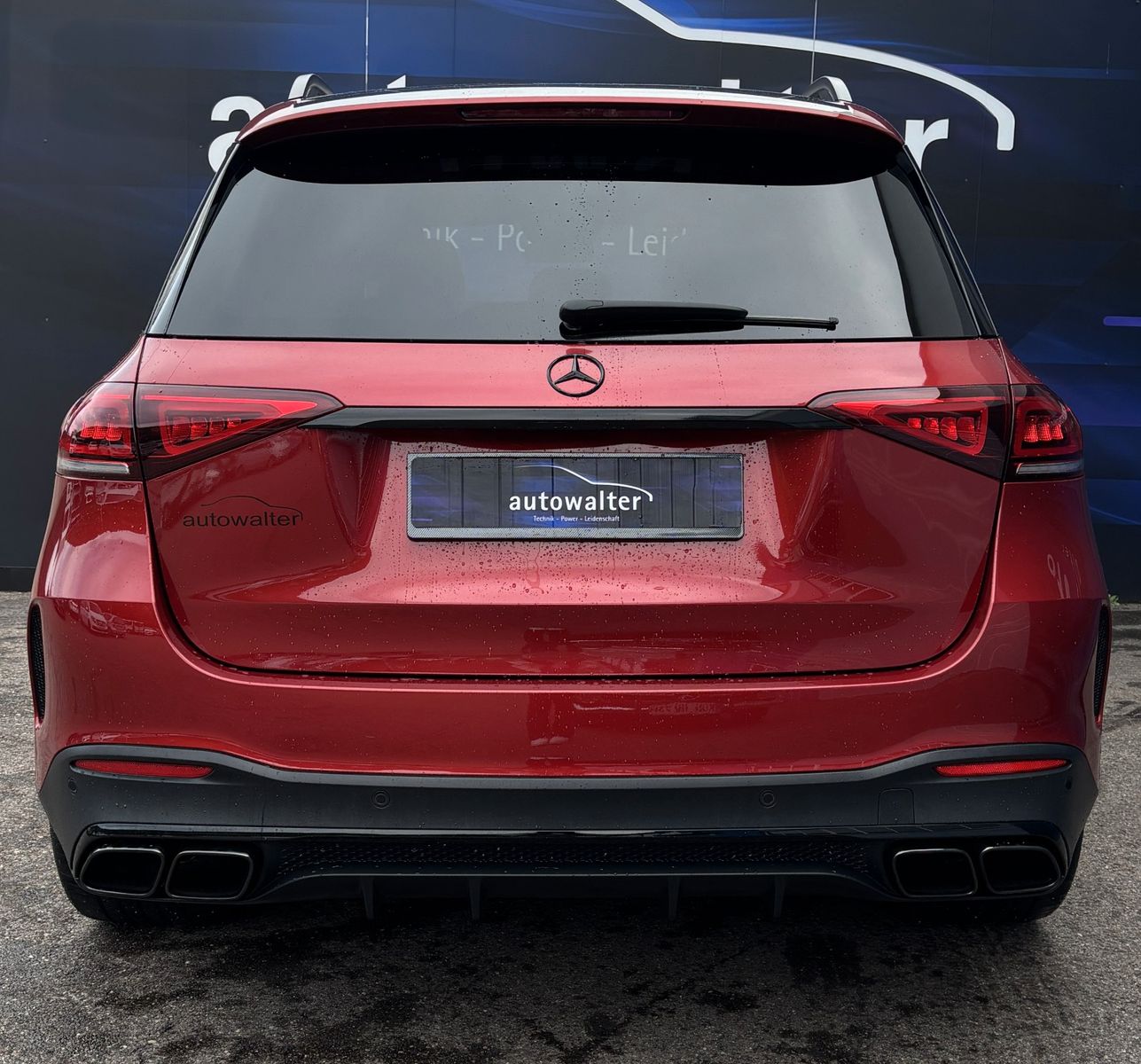 Fahrzeugabbildung Mercedes-Benz GLE 63 S AMG-Pano-HeadUp - Standheizung - Carbon