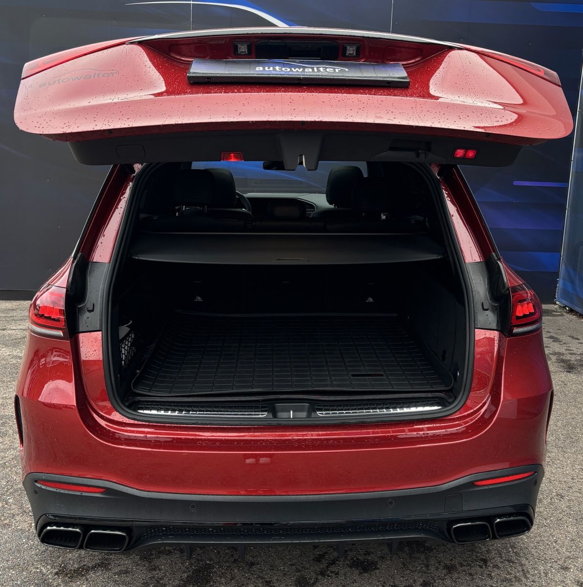 Fahrzeugabbildung Mercedes-Benz GLE 63 S AMG-Pano-HeadUp - Standheizung - Carbon